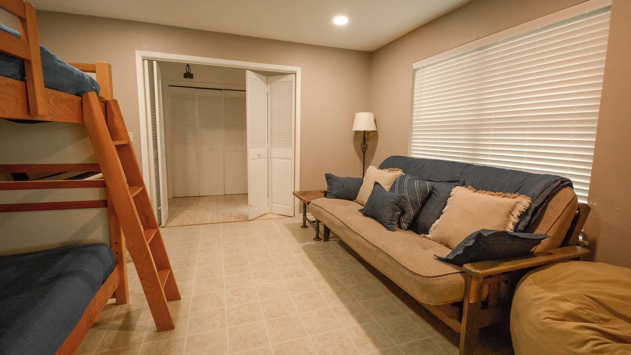 Photo of Bedroom in Utopia