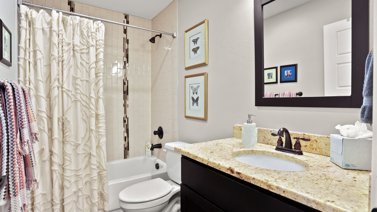 Photo of Bathroom in Sunnyside