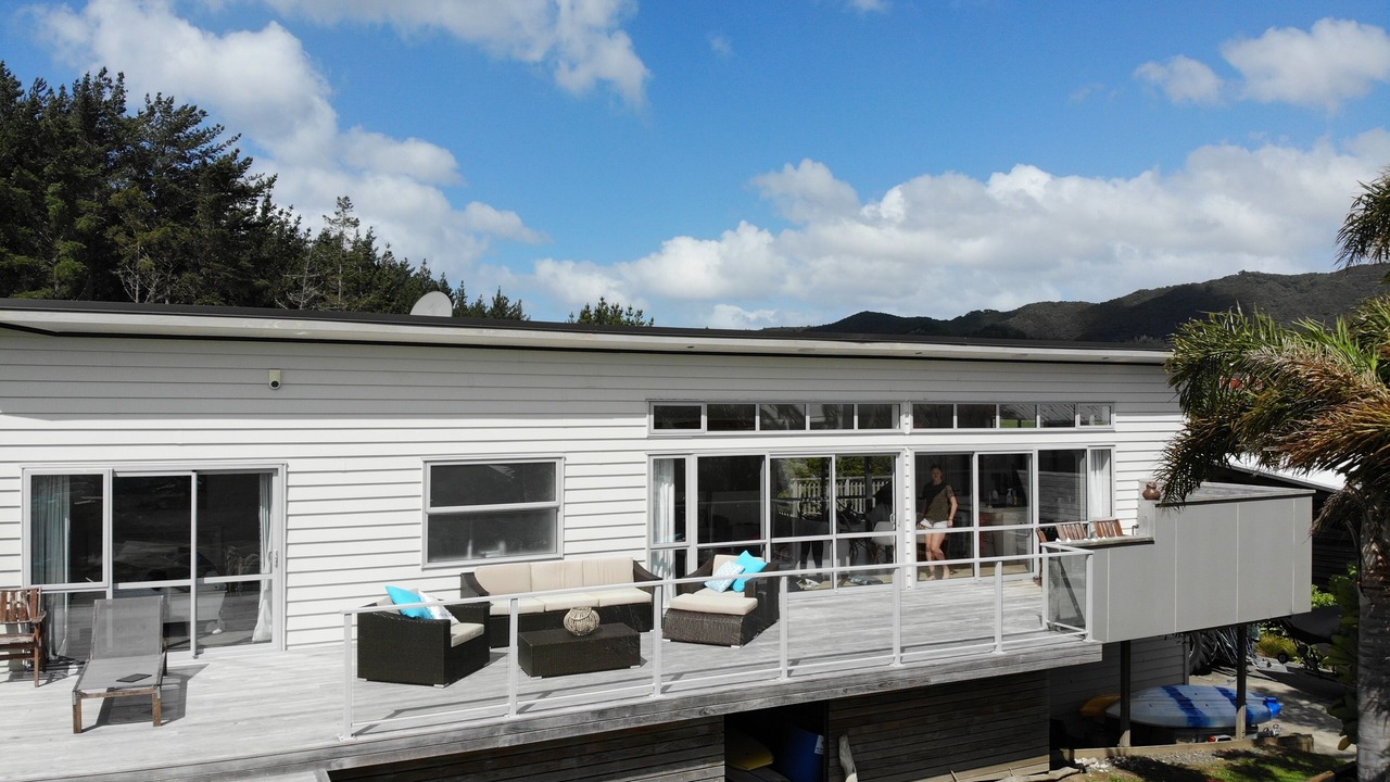 Photo of Patio Balcony in Langs Beach