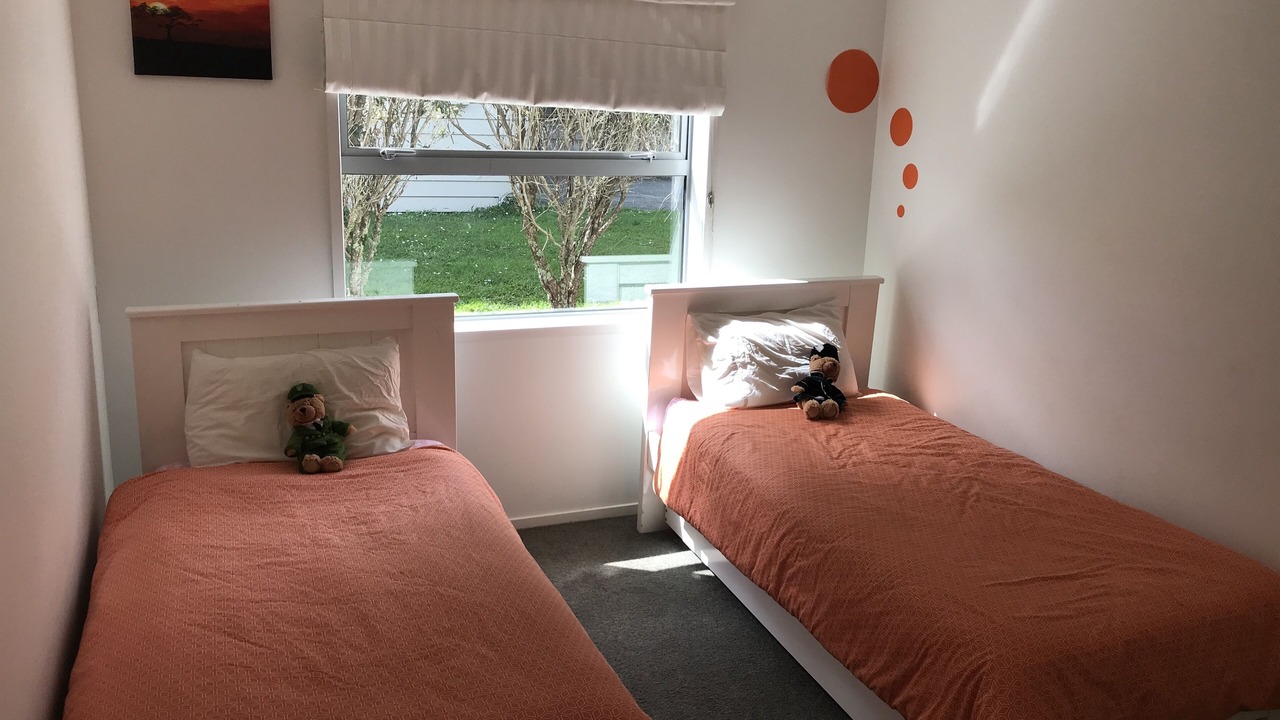 Photo of Bedroom in Langs Beach