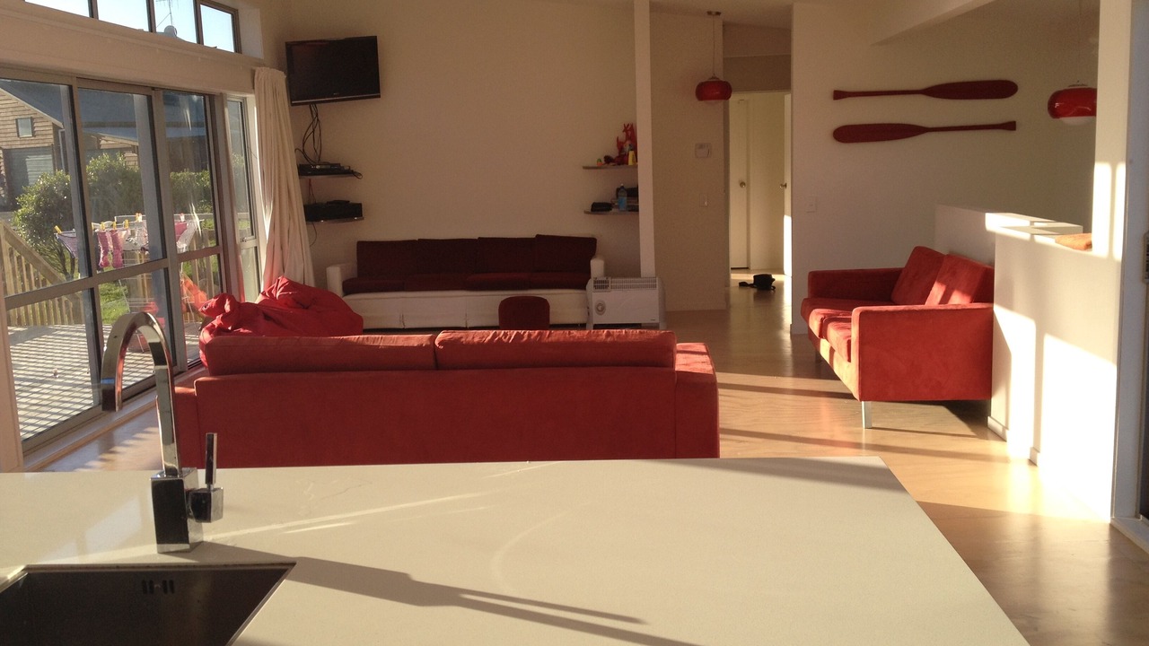 Photo of Livingroom in Langs Beach