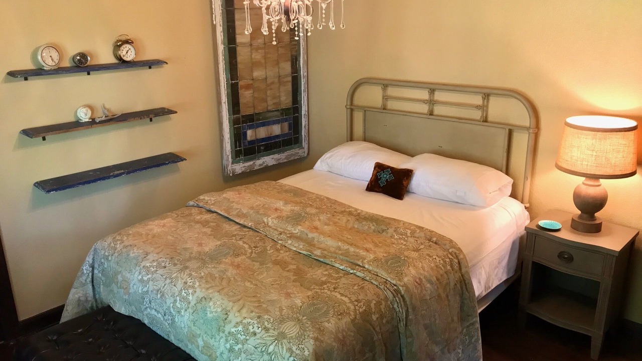 Photo of Bedroom in Compton