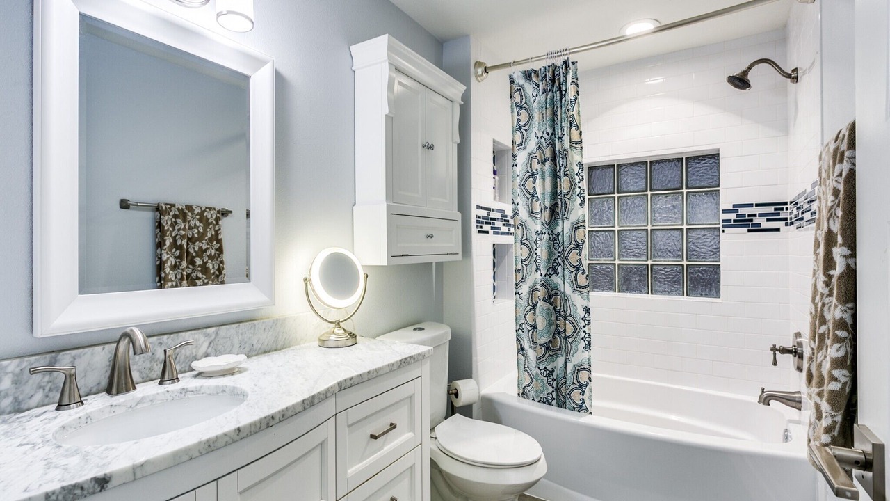 Photo of Bathroom in Granite Shoals
