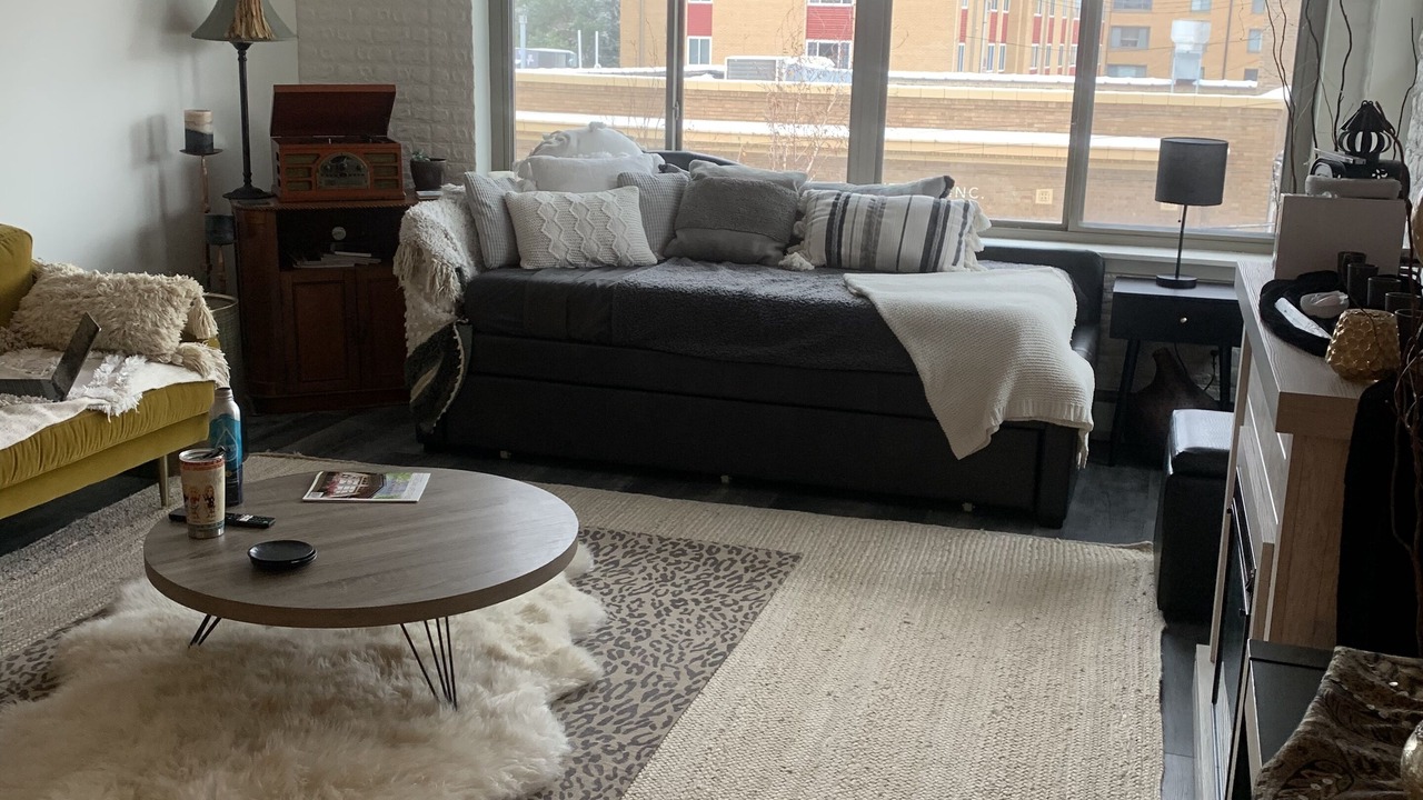 Photo of Livingroom in Linden Hills