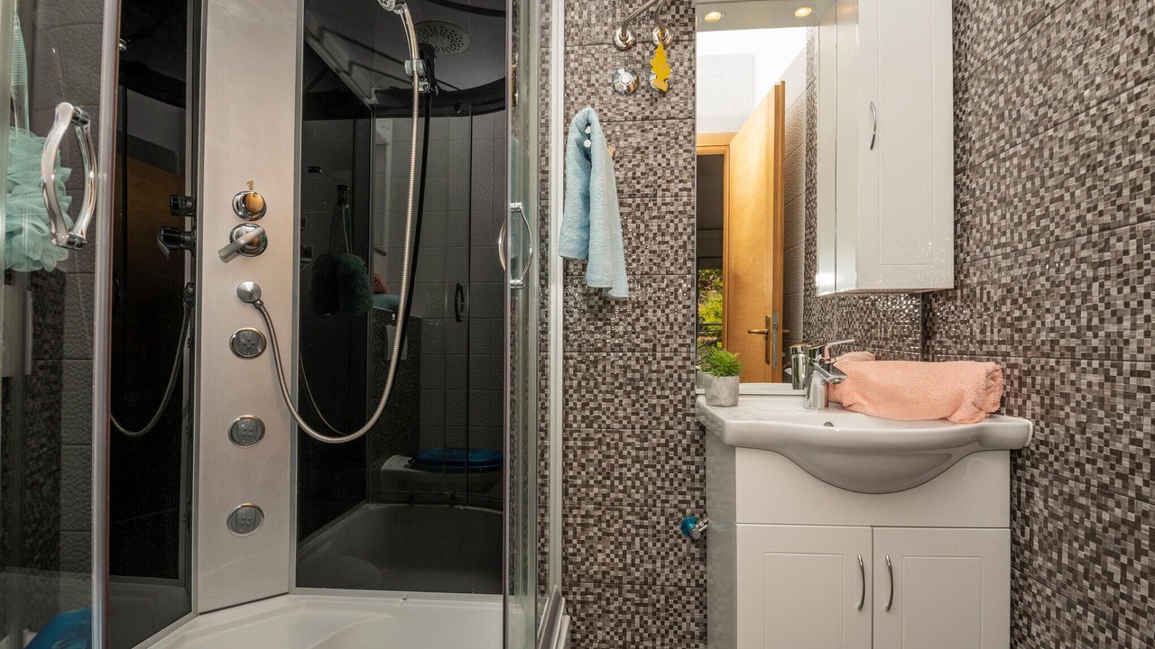 Photo of Bathroom in Bratus