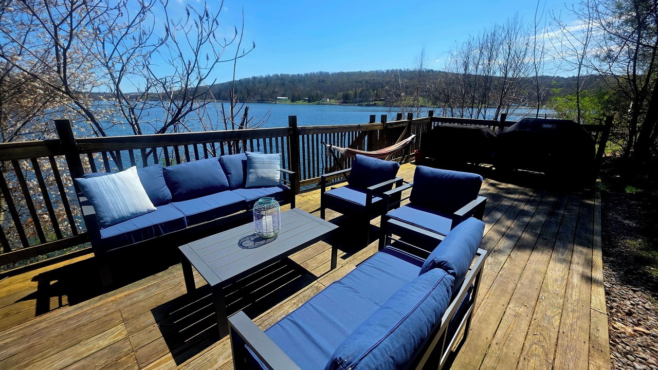 Photo of Patio Balcony in West Eaton
