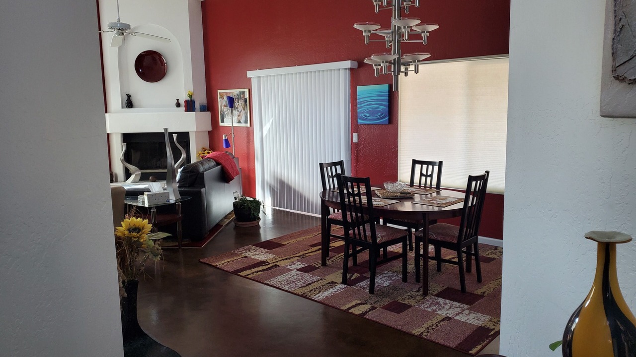 Photo of Livingroom in Red Mountain Ranch