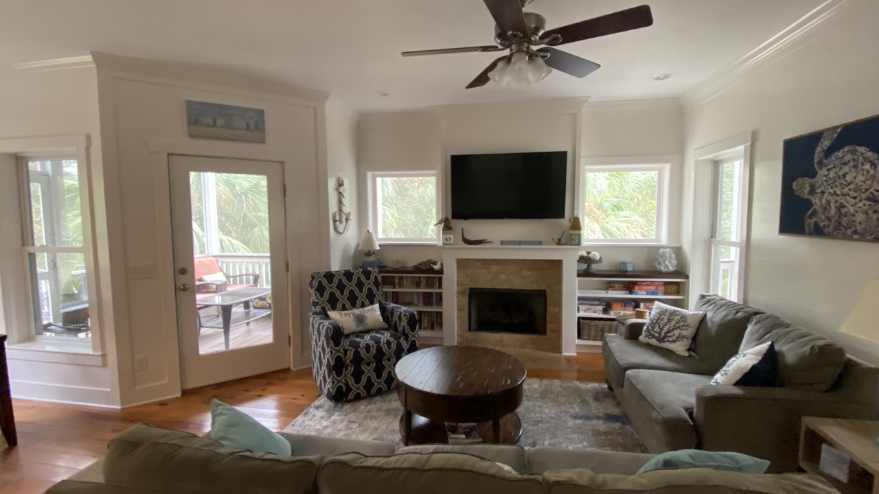 Photo of Livingroom in Saint Helena Island