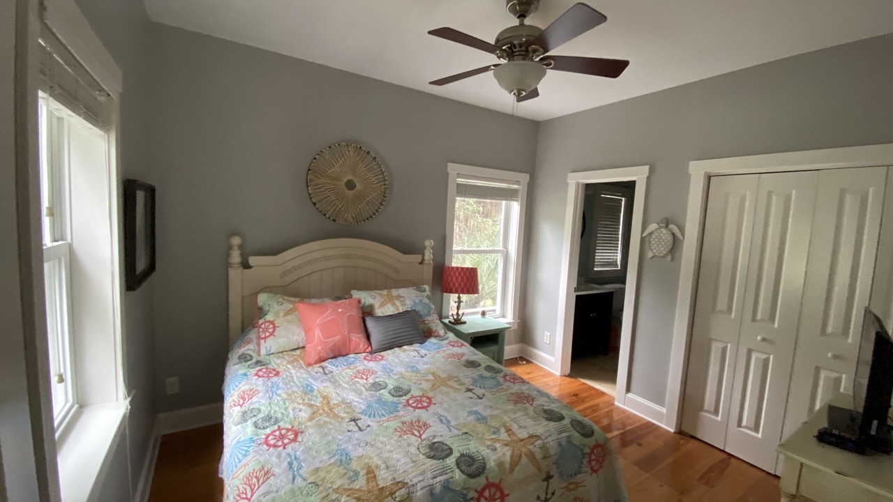 Photo of Bedroom in Saint Helena Island