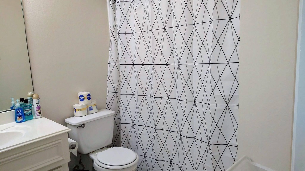Photo of Bathroom in Clodine