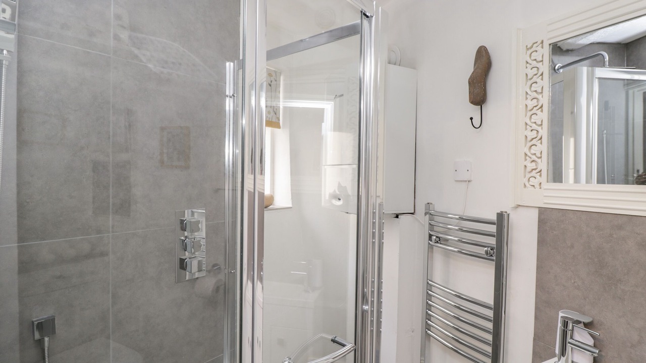 Photo of Bathroom in Upton upon Severn