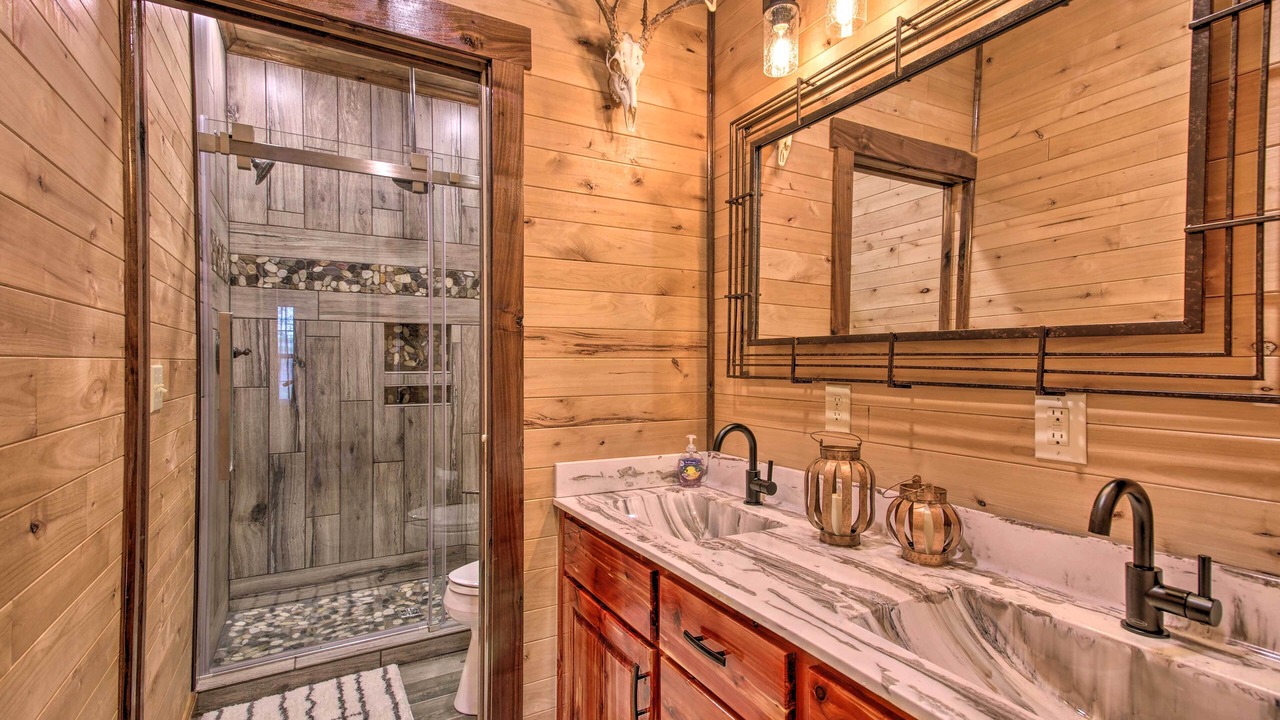 Photo of Bathroom in Elizabeth
