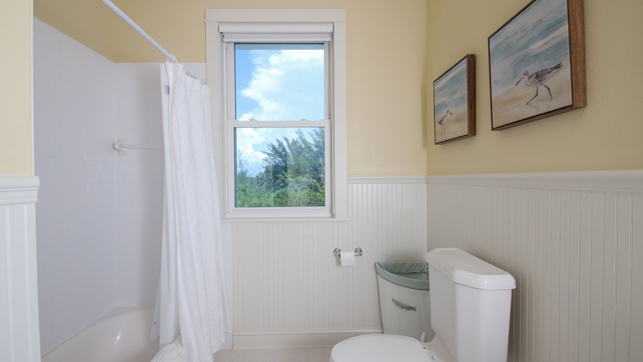 Photo of Bathroom in Palm Island