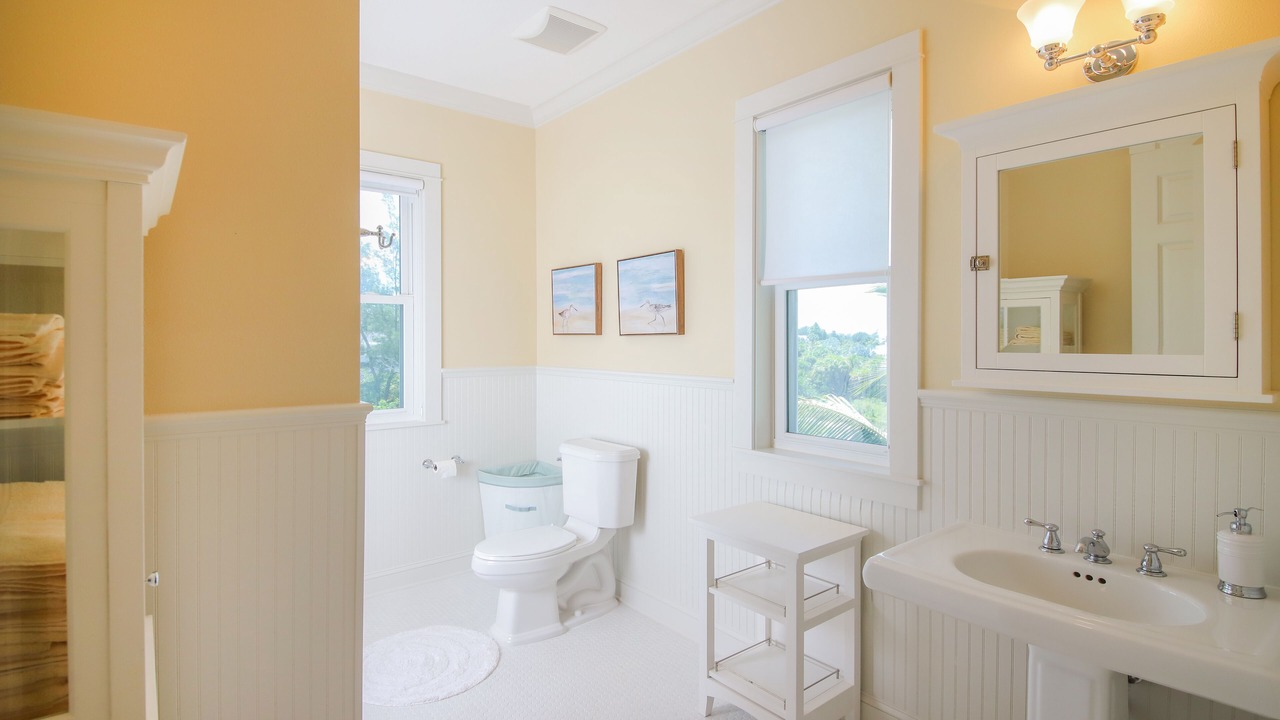 Photo of Bathroom in Palm Island