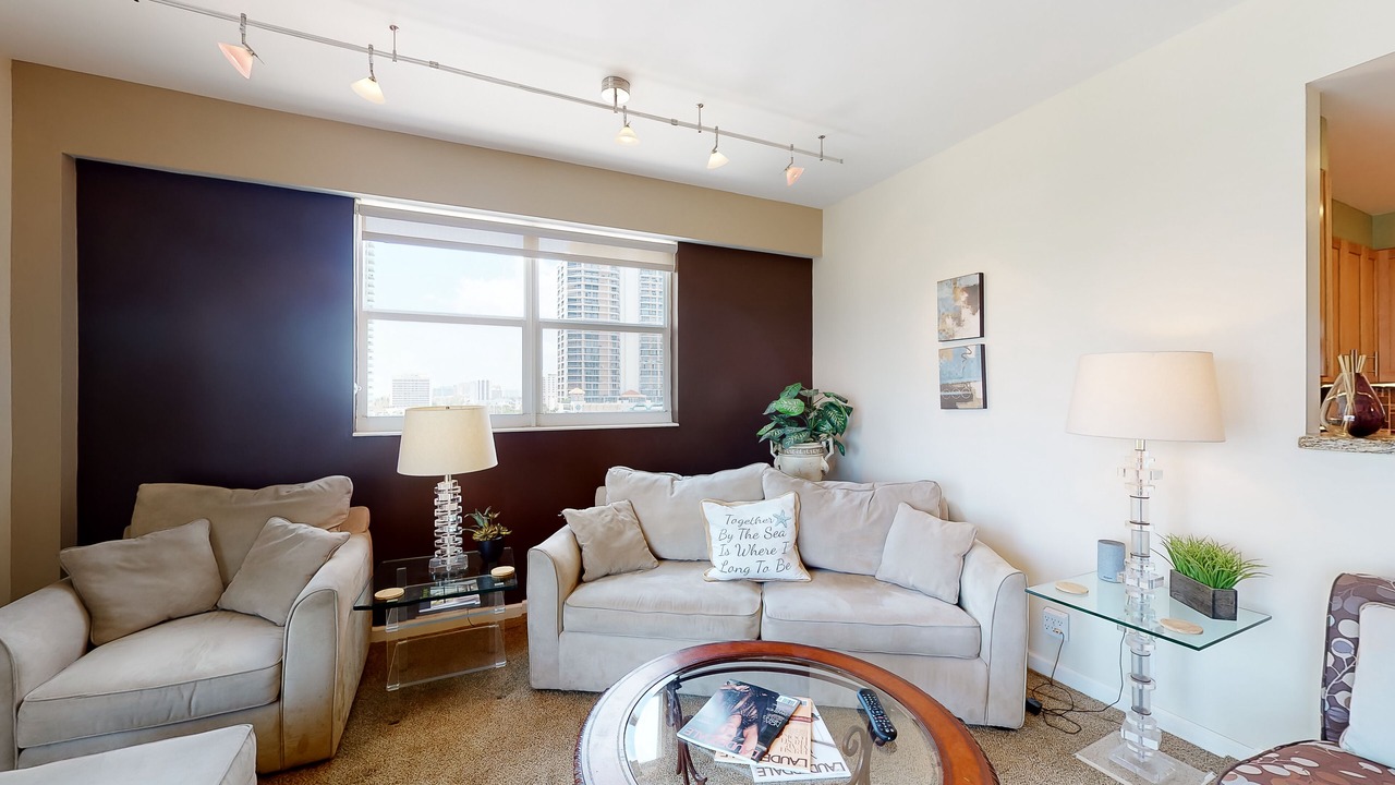 Photo of Livingroom in Central Beach