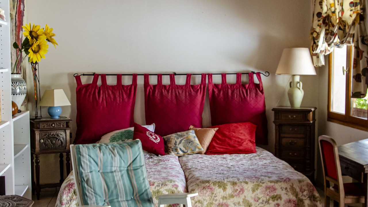 Photo of Bedroom in Saint-Benoit-de-Carmaux