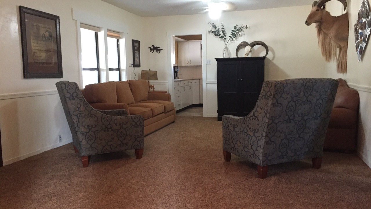 Photo of Livingroom in Mule Creek