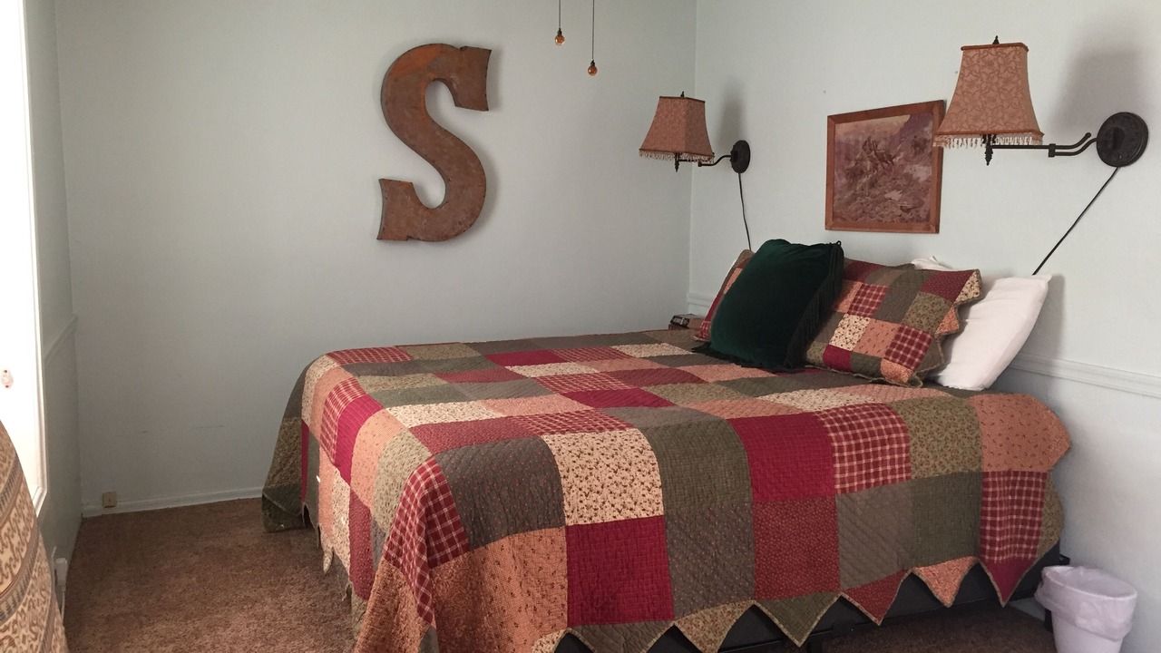 Photo of Bedroom in Mule Creek