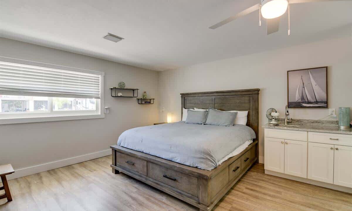 Photo of Bedroom in Big Pine Key