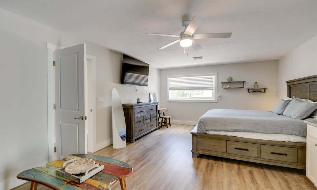 Photo of Bedroom in Big Pine Key