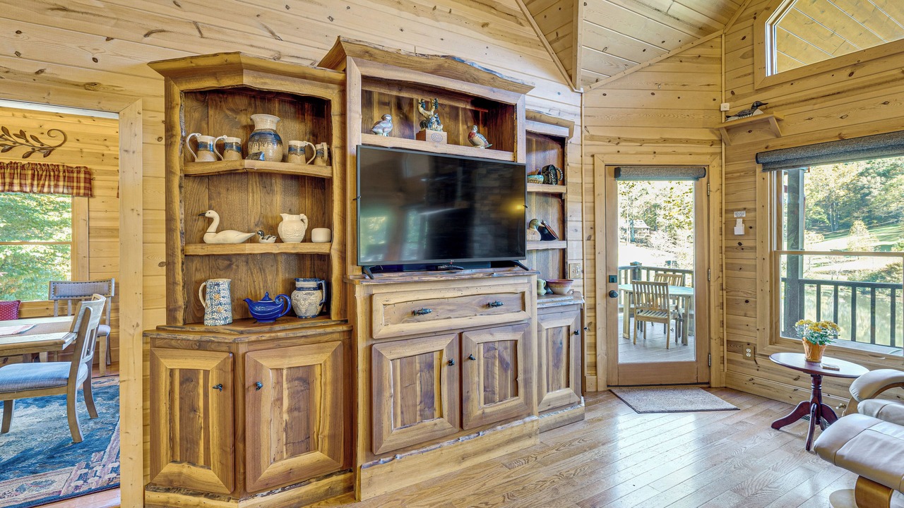Photo of Livingroom in Hayesville