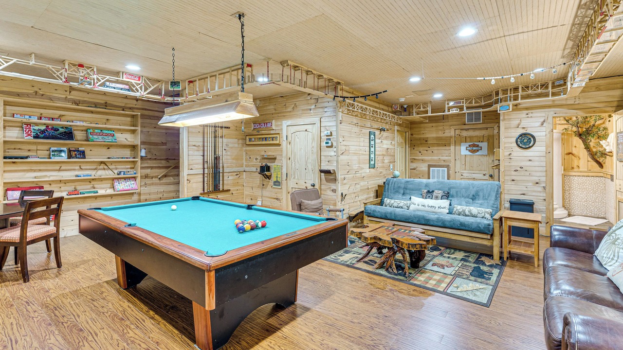 Photo of Bedroom in Hayesville