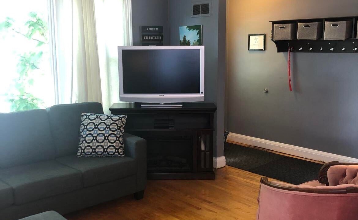 Photo of Livingroom in Belleville