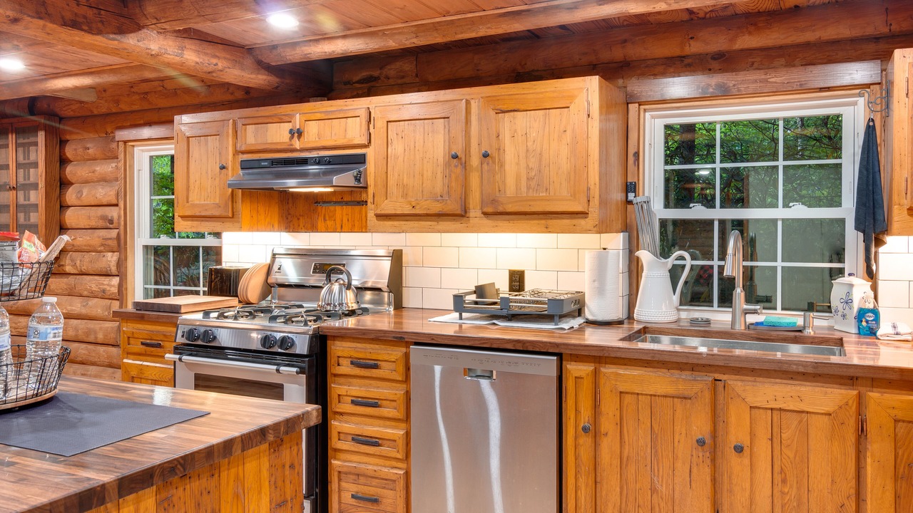 Photo of Kitchen in Maggie Valley