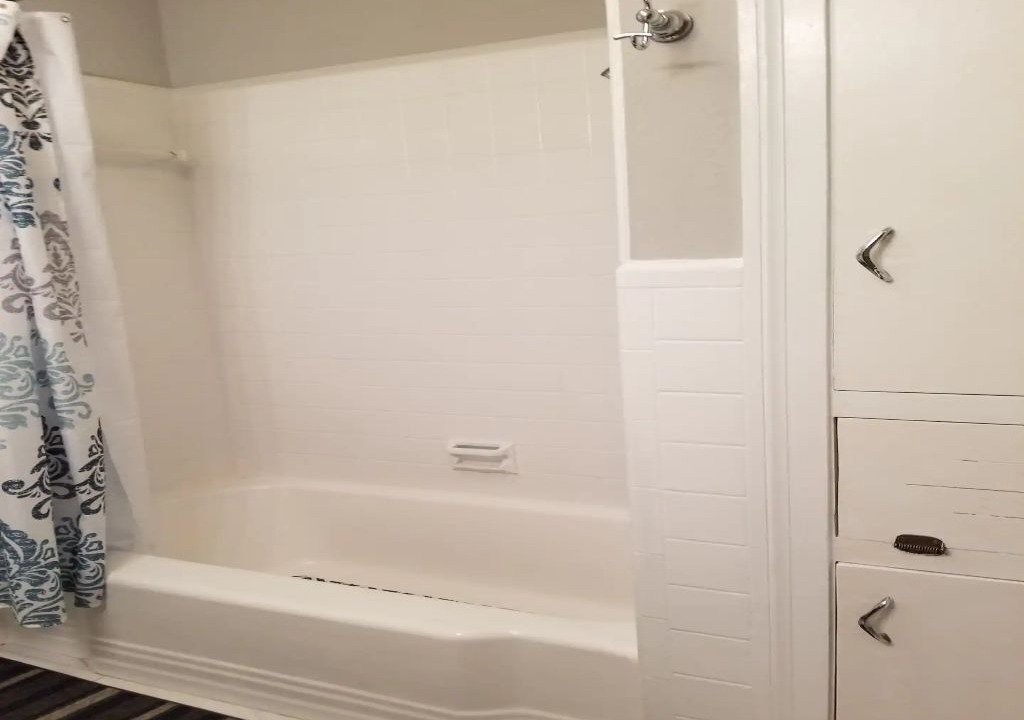 Photo of Bathroom in Broadmoor