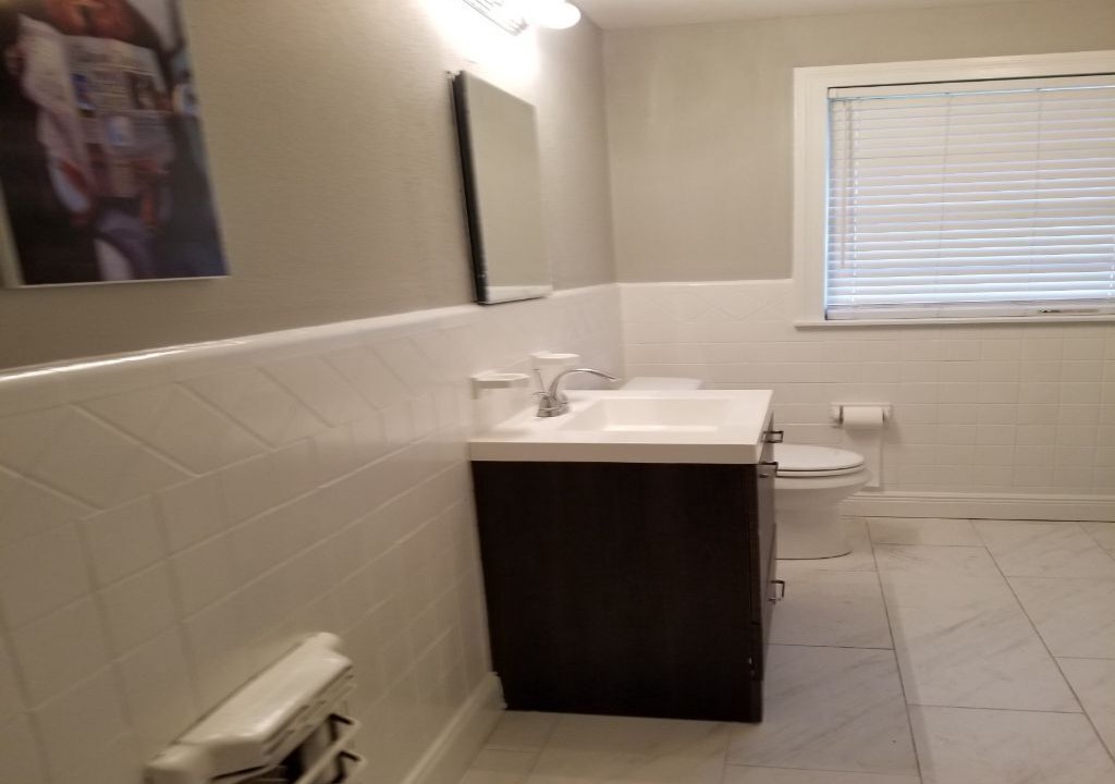 Photo of Bathroom in Broadmoor