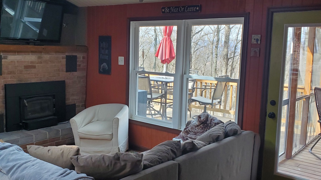 Photo of Livingroom in Fishers Hill
