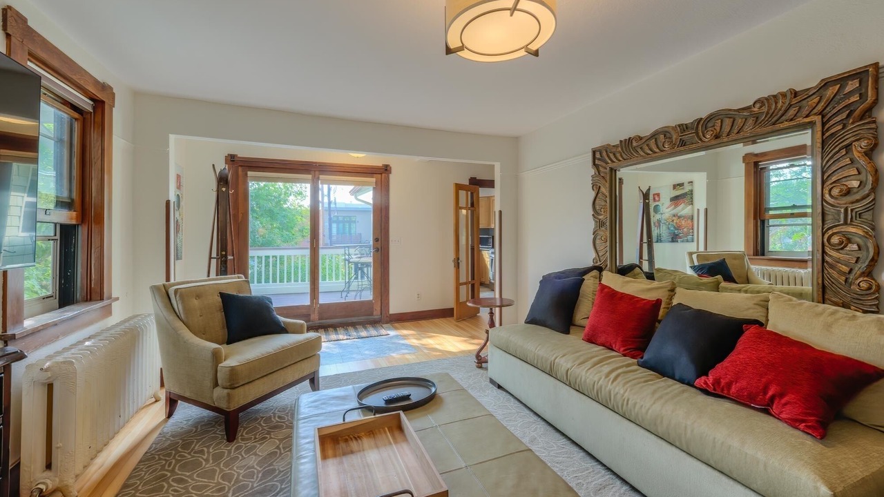 Photo of Bedroom in Downtown