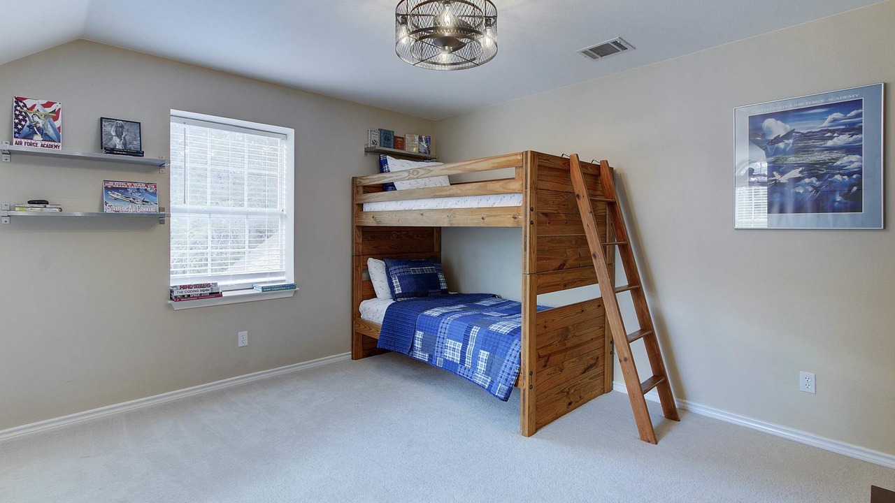 Photo of Bedroom in Brushy Creek