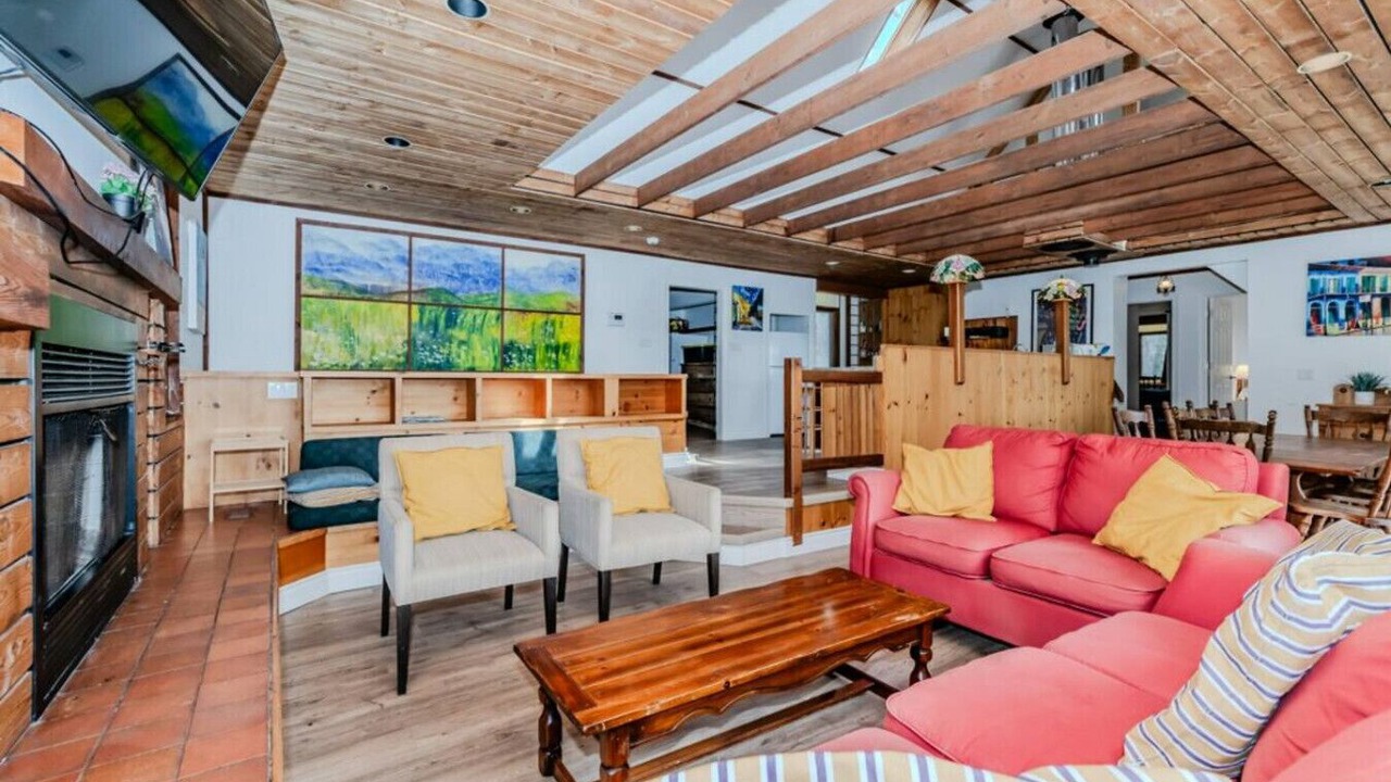 Photo of Livingroom in Bala