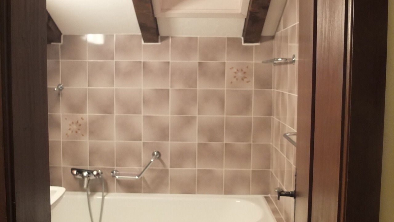 Photo of Bathroom in Samedan