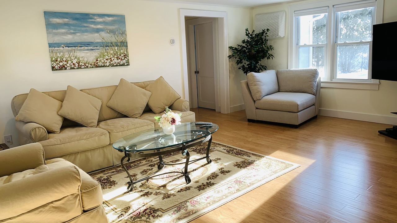 Photo of Livingroom in Riverhead