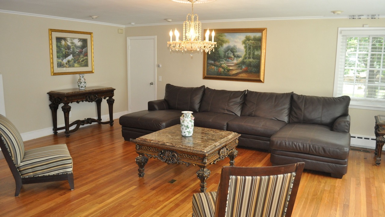 Photo of Livingroom in Warwick
