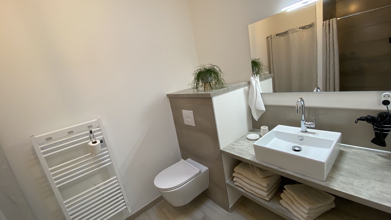 Photo of Bathroom in Quessoy