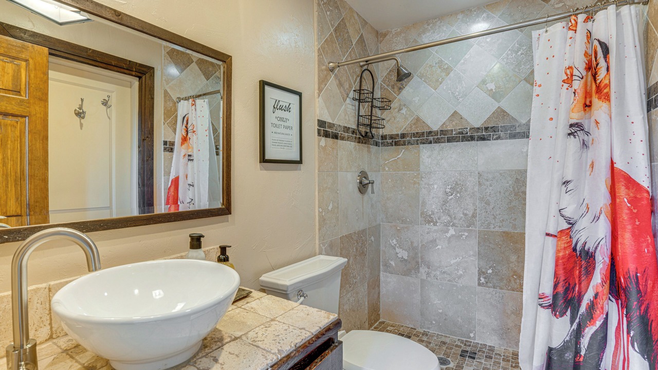Photo of Bathroom in Quandary Village