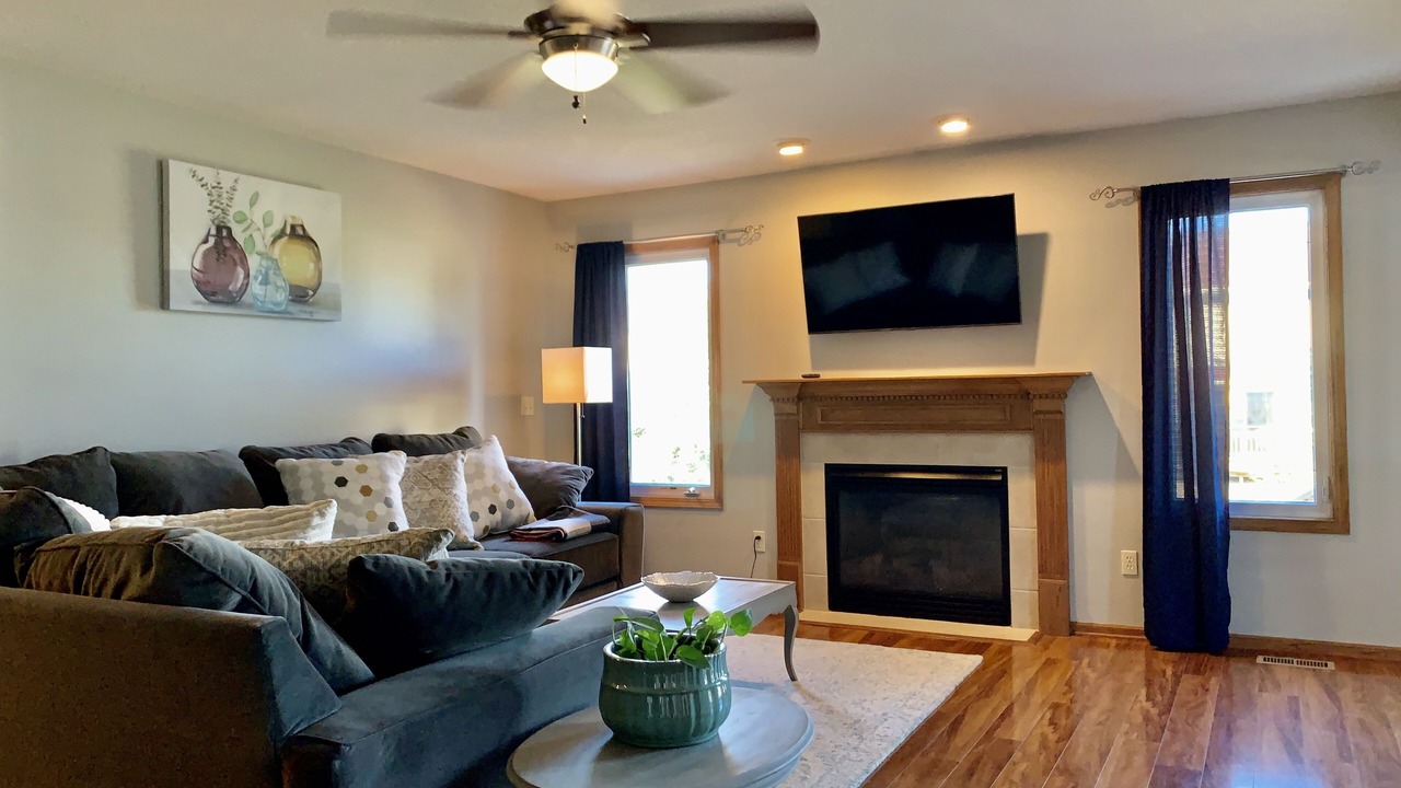 Photo of Livingroom in Urbandale