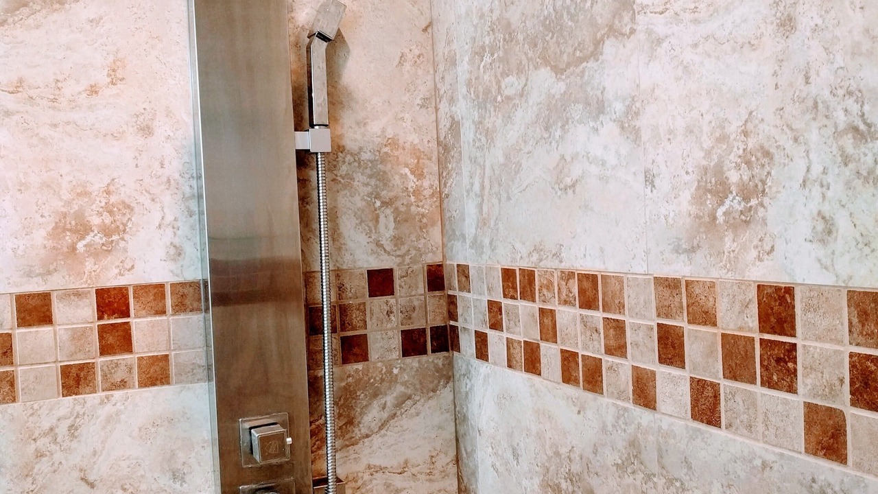 Photo of Bathroom in Oak Park