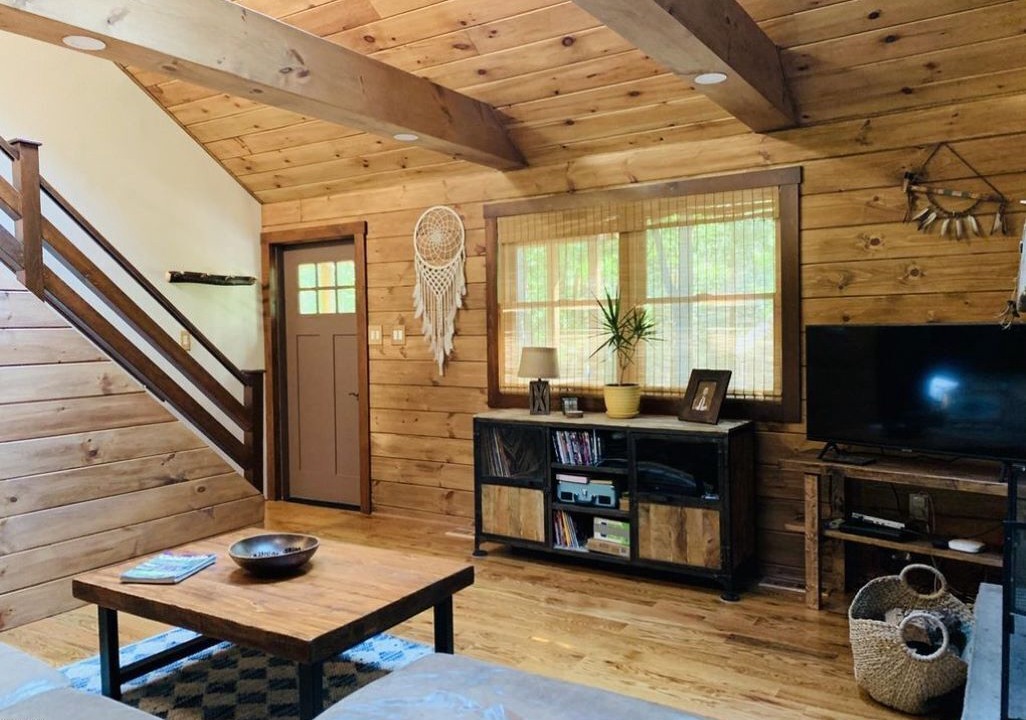 Photo of Livingroom in Albrightsville