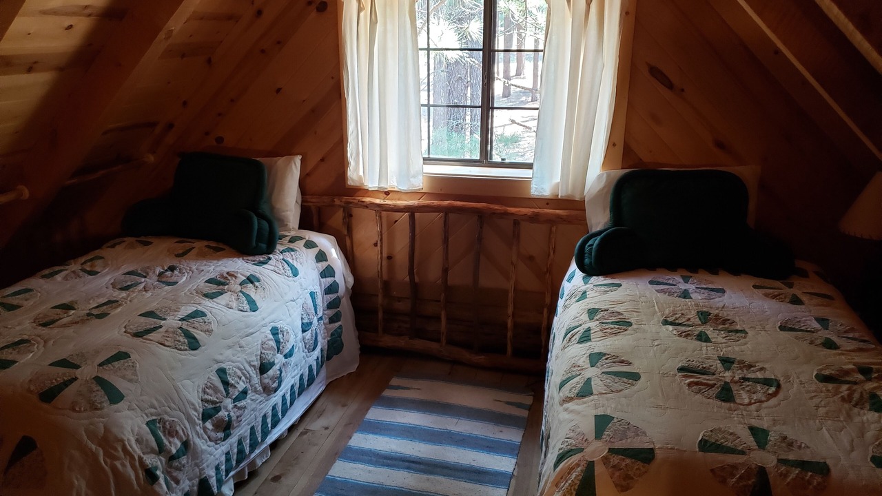 Photo of Bedroom in Alpine