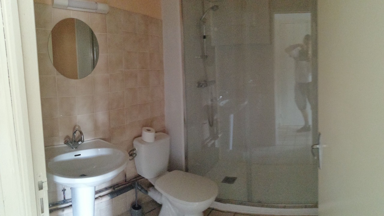 Photo of Bathroom in Massiac