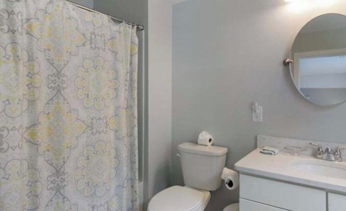 Photo of Bathroom in Ogunquit - Wells