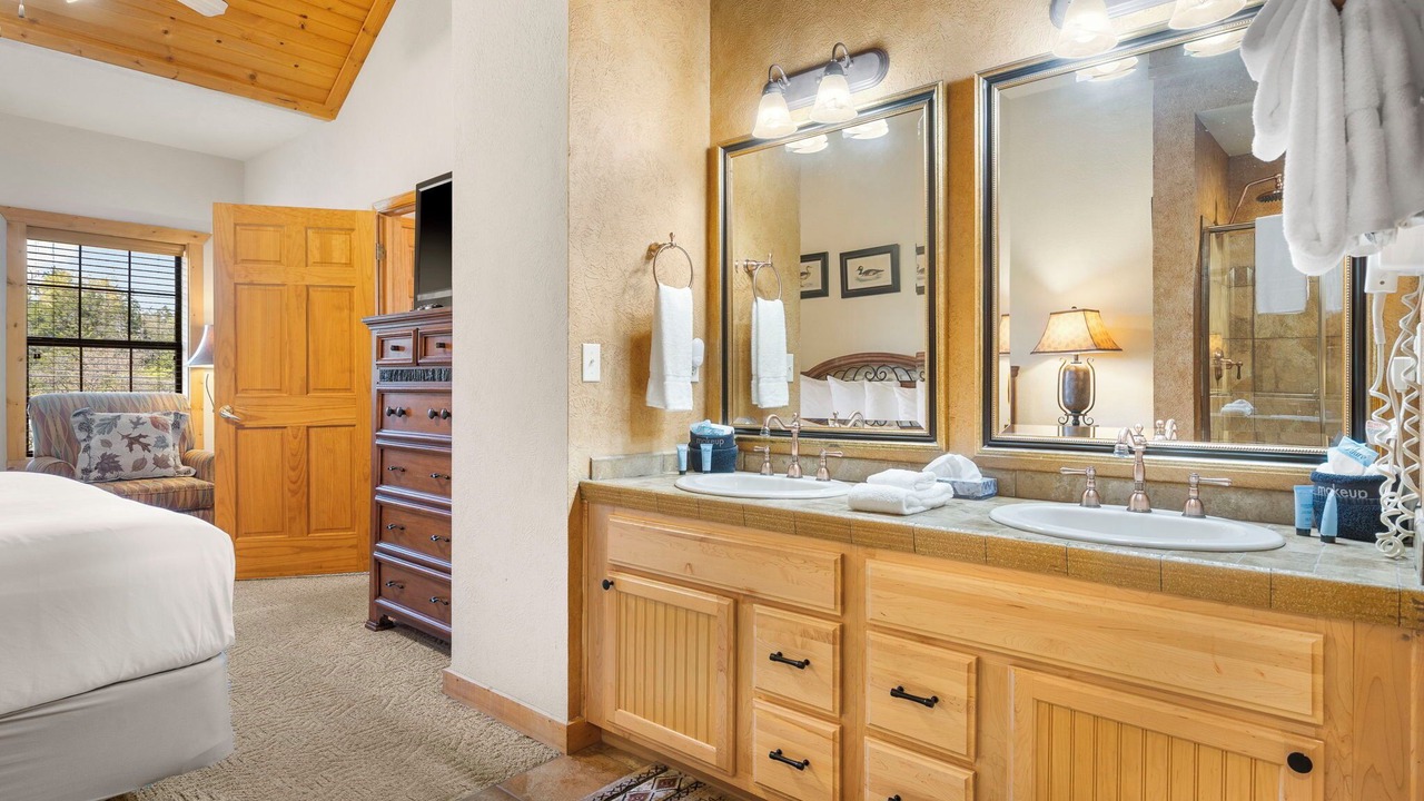 Photo of Bathroom in Branson Theater District