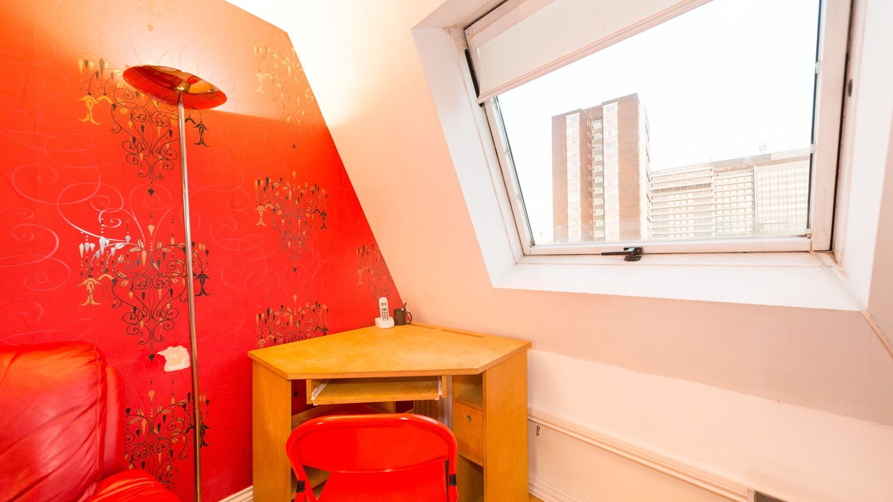 Photo of Others in Kensal Green