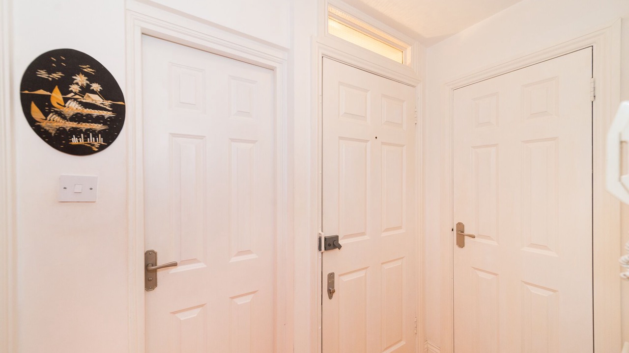 Photo of Others in Kensal Green