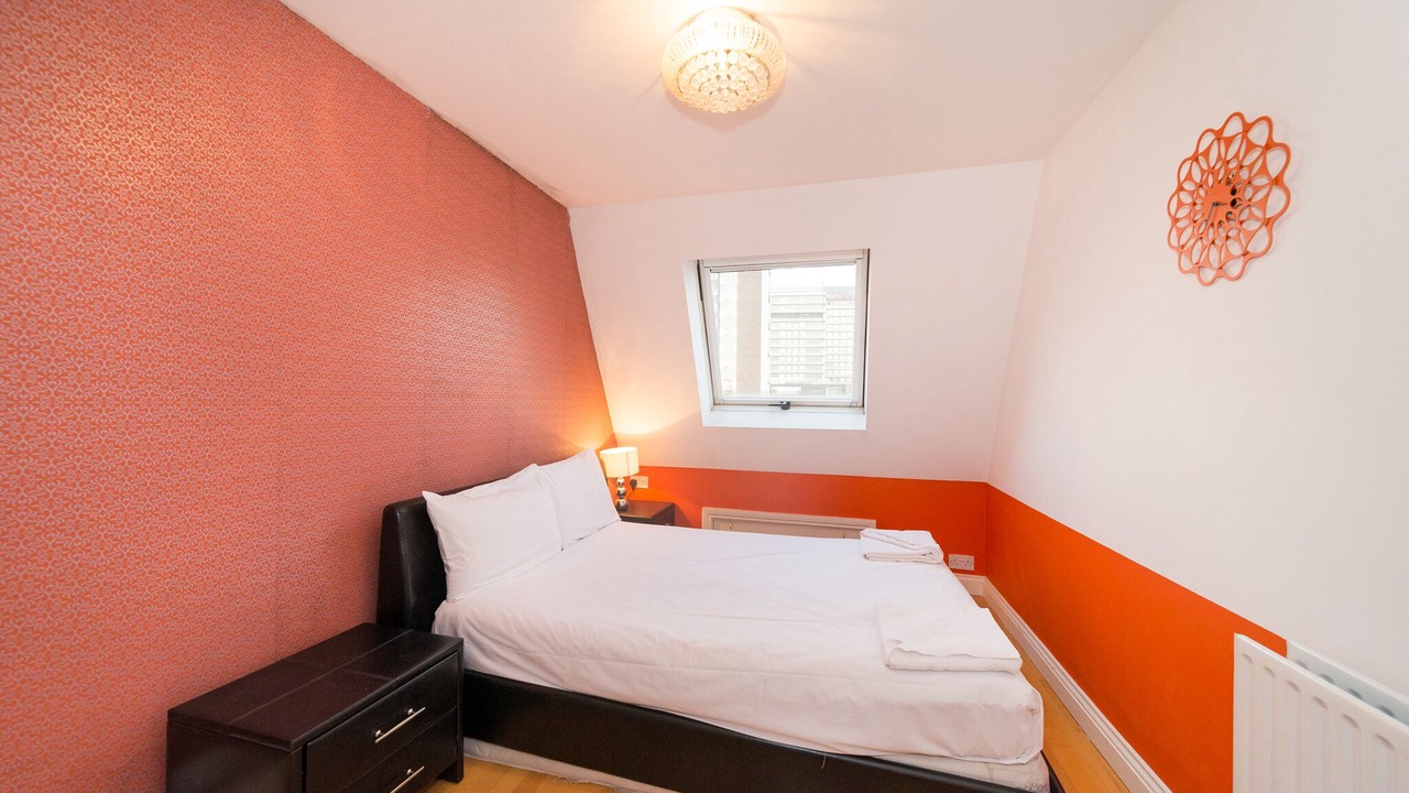 Photo of Others in Kensal Green