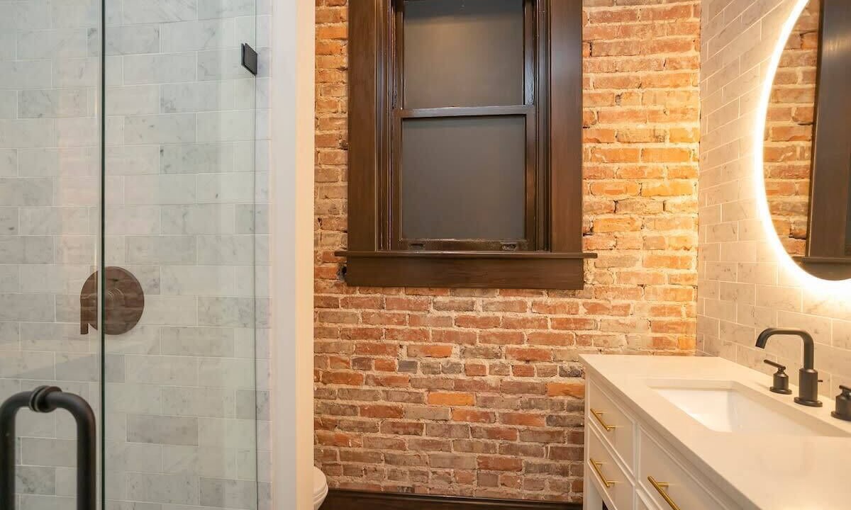 Photo of Bathroom in Hillsboro West End